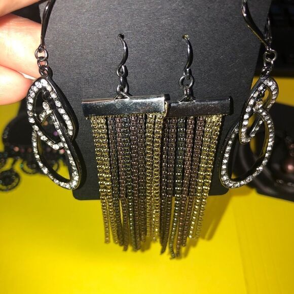 8 pair black earrings lot - Picture 5 of 7